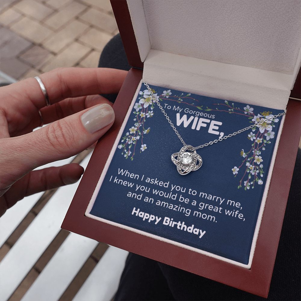 To Wife - Great Wife, Amazing Mom Birthday Gift